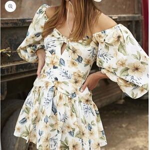 Avantlook Puff Sleeve Pleated Dress Size Large